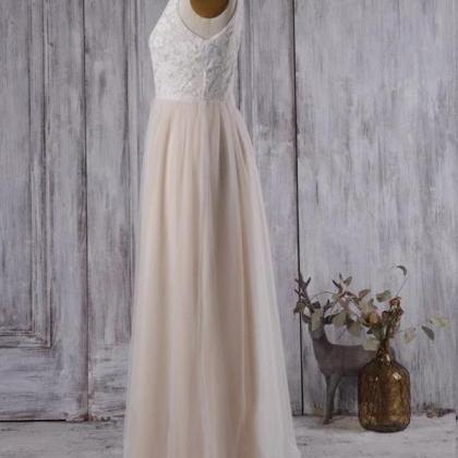 Elegant V-neck Lace A-line Wedding Dress