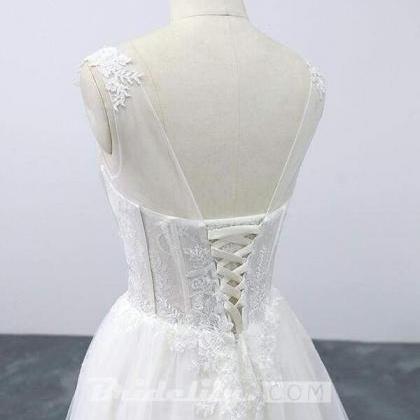 Lace-up V-neck Appliques Tulle A-line Wedding..