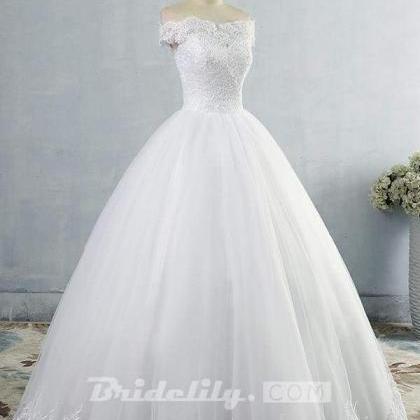 Latest Lace-up Tulle Appliques A-line Wedding..