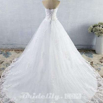 Chic Strapless Appliques A-line Tulle Wedding..