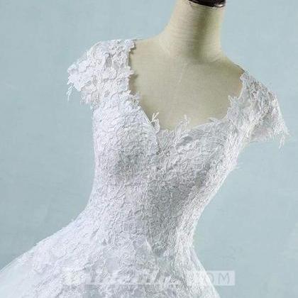 Appliques Cap Sleeve Tulle A-line Wedding Dress