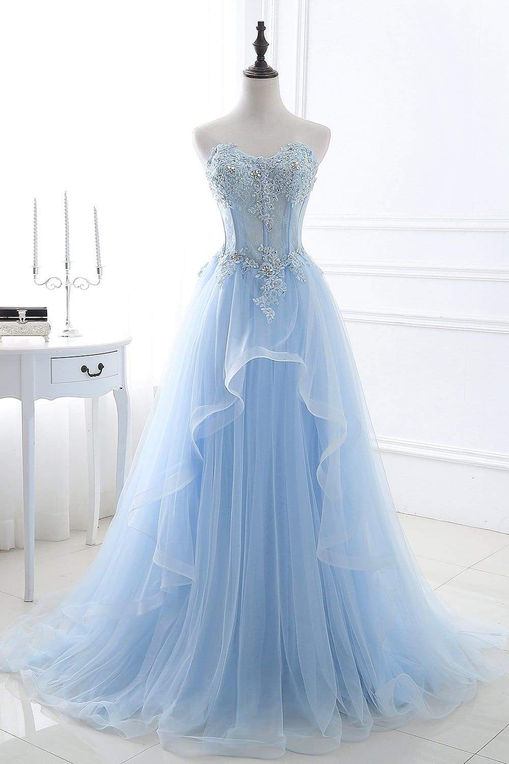 Lace-up Appliques Tulle Long A-line Prom Dress