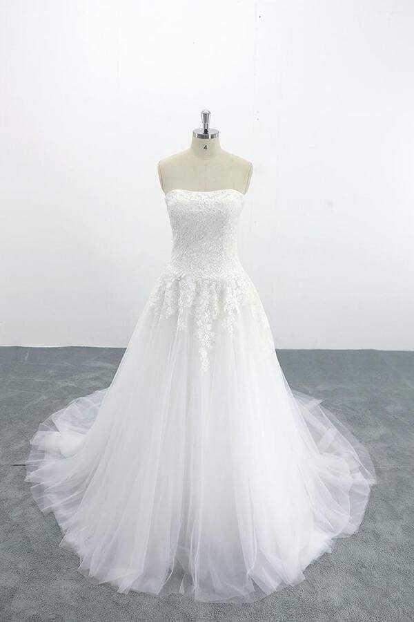 Graceful Strapless Appliques Tulle Wedding Dress